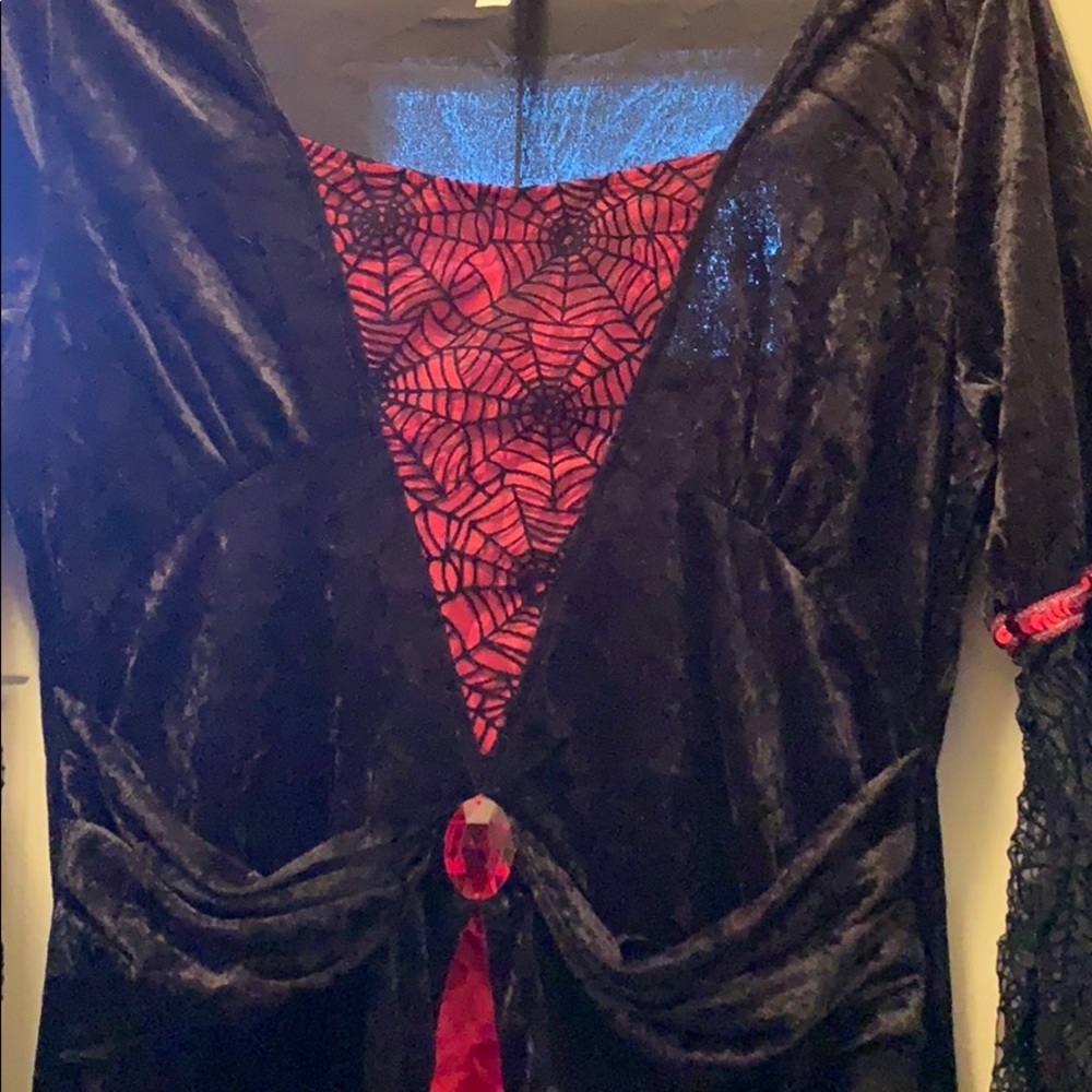 Halloween Dress (says adult plus 18-20) read 👇 - Picture 4 of 6